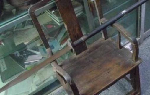 中国古代最强冷兵器陌刀,人马挡之俱碎