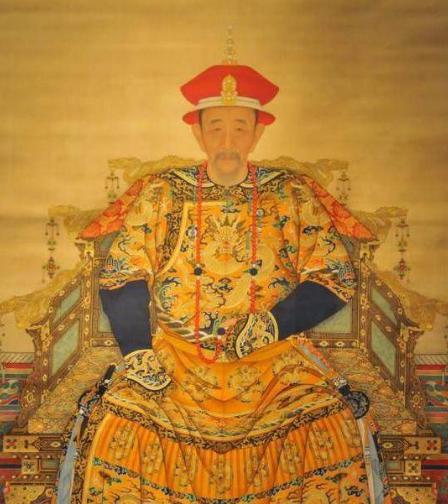 和硕温恪公主生下双胞胎女儿后难产而死，康熙亲自祭奠