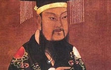 廪辛在位时推行了什么制度