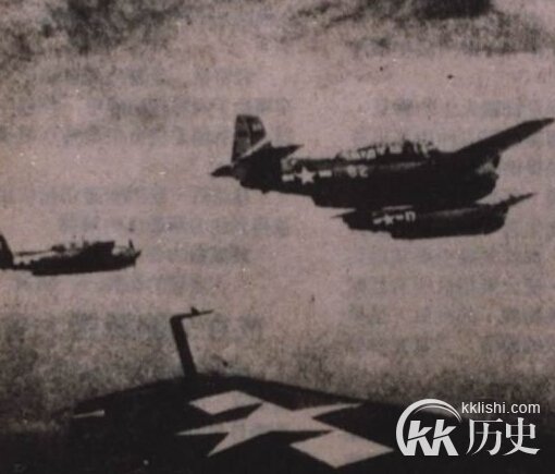1945年：“鬼子飞行员”在中国当教官
