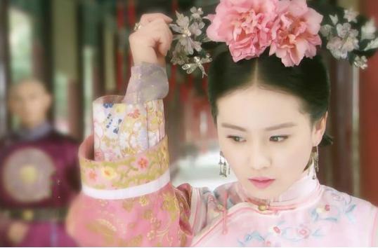 循贵妃进宫就得盛宠，无儿无女被封贵妃，比乾隆小47岁