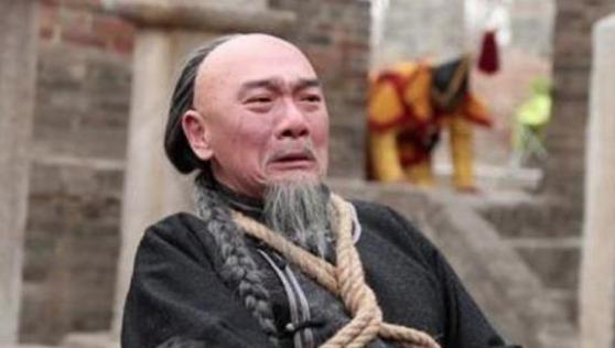 退休官员向乾隆递上一道奏折,乾隆却下令“绞立决”