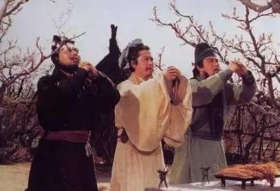 三国时期大家都染上了“刘备依赖症”!刘备奋斗的四个阶段!