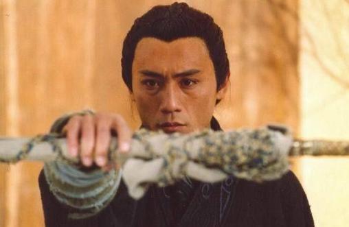 哥哥被废弟弟意外即位,后人只顾嘲笑,可曾想过背后的因素