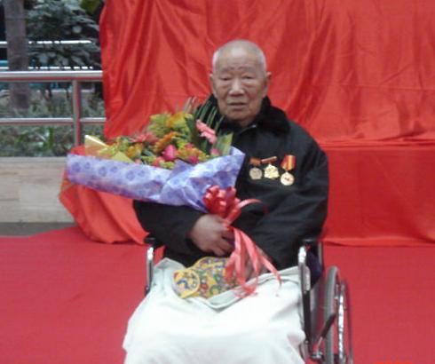 抗日英雄李二喜简介 他生平都经历了哪些事情