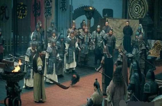 虎牢关会盟关羽如果不出阵，帐中还有谁可以斩华雄