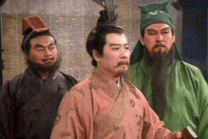 颜良文丑也是一代名将,为何会被关羽一招斩杀呢