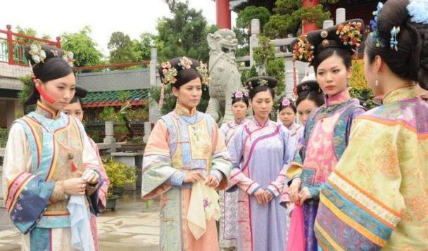 彤贵妃深受宠爱,生三个女儿为何还连降三级