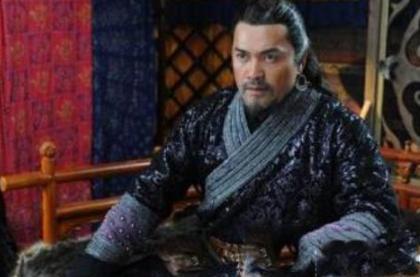 元朝最能敛财的官员，生前娶了四百多个老婆，死后却被拿来喂狗