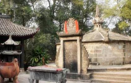 他的能力堪称诸葛亮又是他的忘年好友 为何早期没有得到重用呢