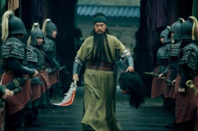 刘备要论功行最高待遇的人既不是诸葛亮也不是关羽 哪到底是谁呢