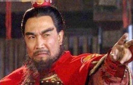 曹操把7个女儿都嫁给汉献帝的目的是什么