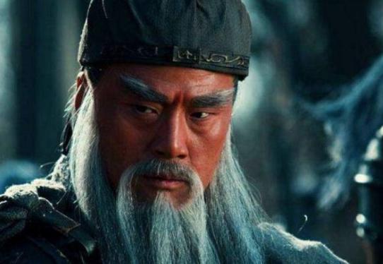 张飞打仗喊燕人张翼德，关羽喊什么