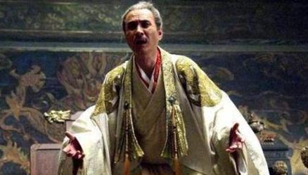 崇祯向大臣借钱解不出来 李自成:让开,我来