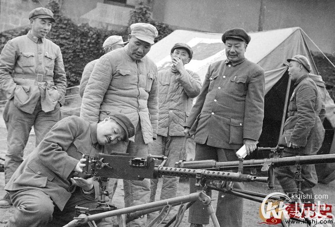 长征中最大秘密:生死时刻是谁放了红军生路
