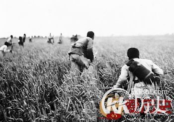 长征中最大秘密:生死时刻是谁放了红军生路
