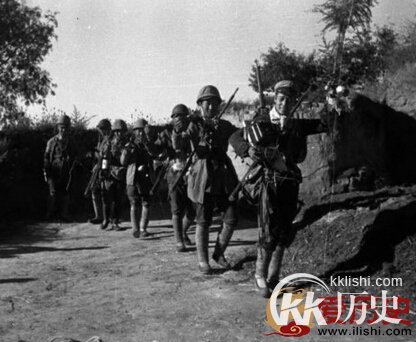 长征中最大秘密:生死时刻是谁放了红军生路
