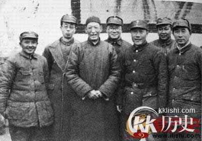长征中最大秘密:生死时刻是谁放了红军生路
