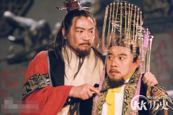 千古之谜：秦始皇私生子为何能登大位？
