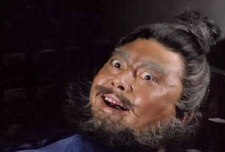 面对关张二人的死,为何刘备反应区别很大呢