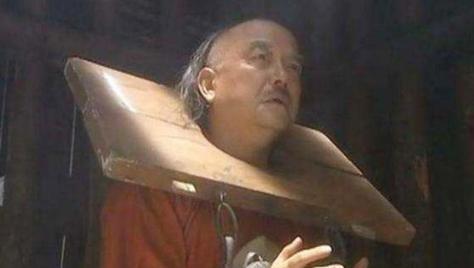 和珅墓前的狮子为何面露凶光