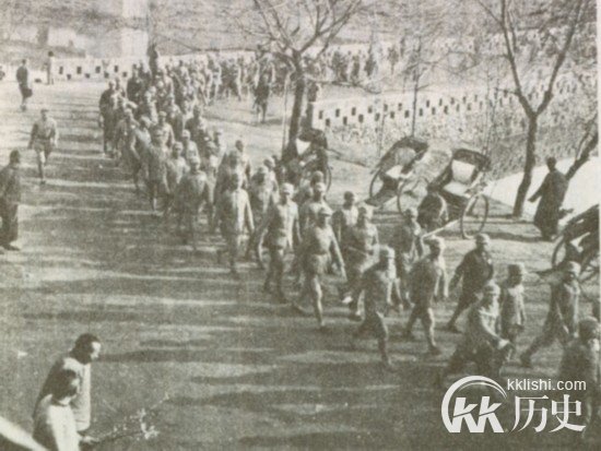 图说历史:抗日战争镜头下的动人瞬间