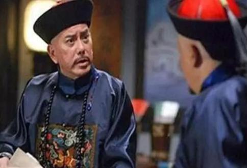 有一位皇帝，在登上皇位之前仅仅因为扫地，就被人看出必是皇帝的料。