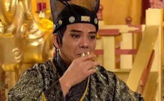 扮猪吃老虎!傻子皇帝和宦官的较量!