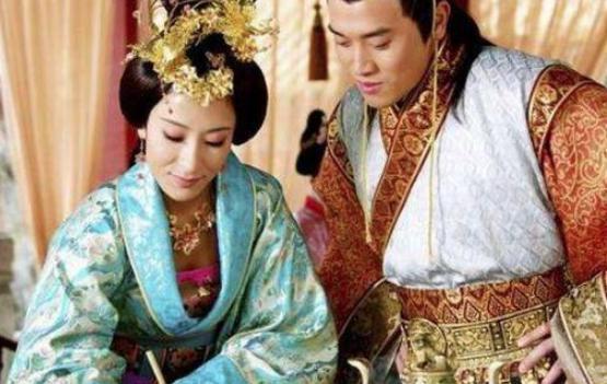 中兴大明的一代明君朱见深,为何被说成昏君