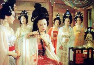 朱元璋临死前下令让后宫全部妃子陪葬 到底是什么人改变他的决定的