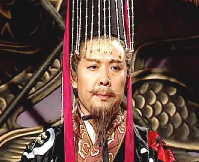 司马徽:刘备靠他起家,曹操见到他也毕恭毕敬