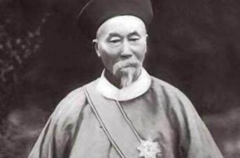 关于塞防和海防,李鸿章主张放弃收复新疆的原因是什么