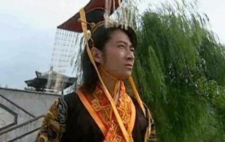 他是汉朝的丞相 同时也是刘病已的大恩人