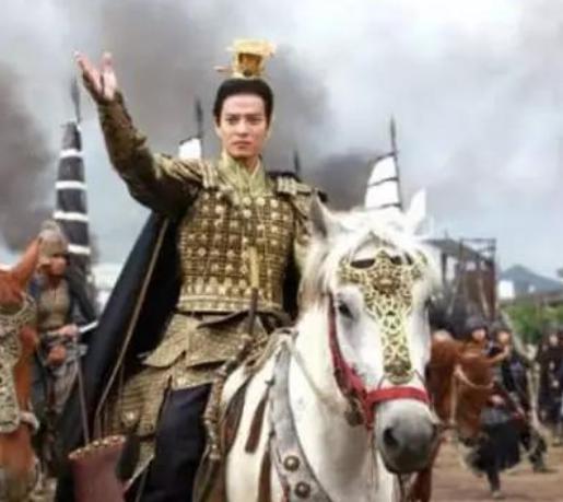 亲爹和岳父都是皇帝，自己当了皇帝却是个昏君