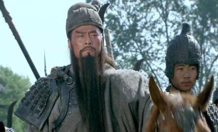 庞德很有气节都被关羽给杀了 为何关羽会放过一个没有气节的于禁呢