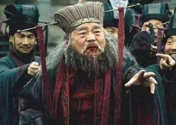 三国第一虎将孙坚,他的实力有多厉害