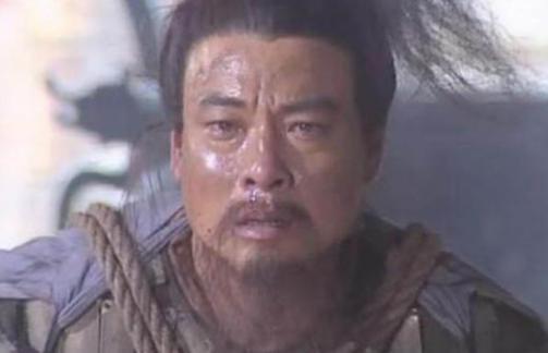 诸葛亮挥泪斩马谡,诸葛亮何苦得势不饶人
