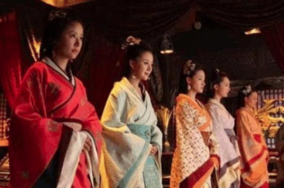 明朝顺妃:13岁入宫,熬了30年才有名分