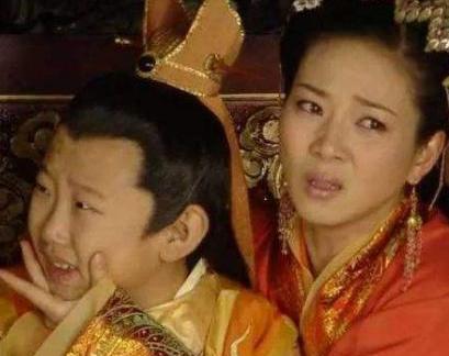大臣为皇帝能否顺利的等级 甘愿情愿的做起了轿夫