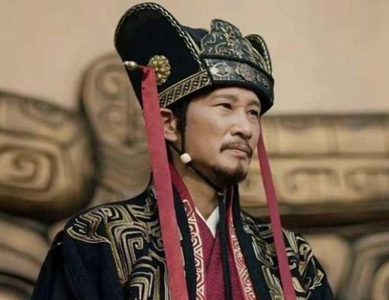 他帮曹操打天下,举荐一谋士却坑了曹家五代人
