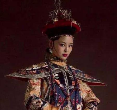 金佳氏:38岁时还被翻牌子,为乾隆生了4个孩子