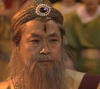 历史上别人都是由明君变成昏君的 而此人却刚刚相反