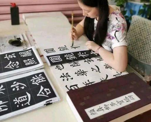 王羲之学书法有哪些技巧