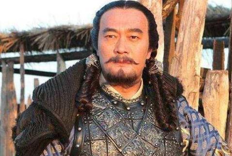 历史告诉我们不要随便评价一个人！杜甫曾在此人身上栽了个跟斗！