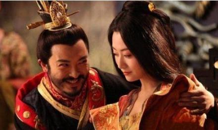 她费尽心机得到恩宠,却不想一场怪病被送出宫!回来后恩宠更盛!