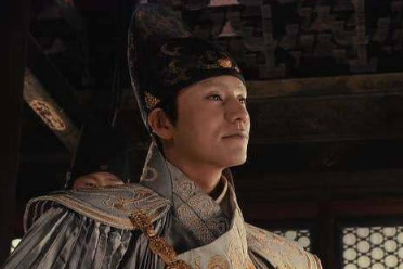 万安为什仫要叫万贵妃为姑姑