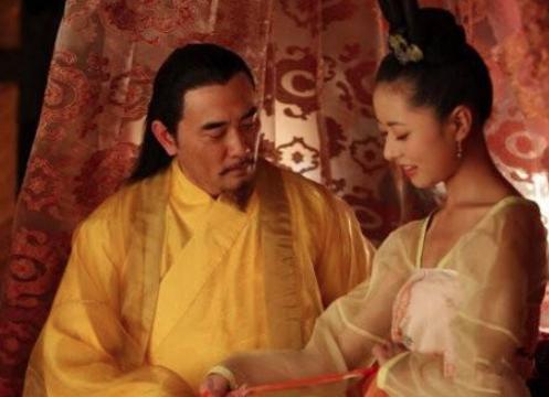明朝皇帝朱载垕选秀女,结果被太监骗了18万两白银
