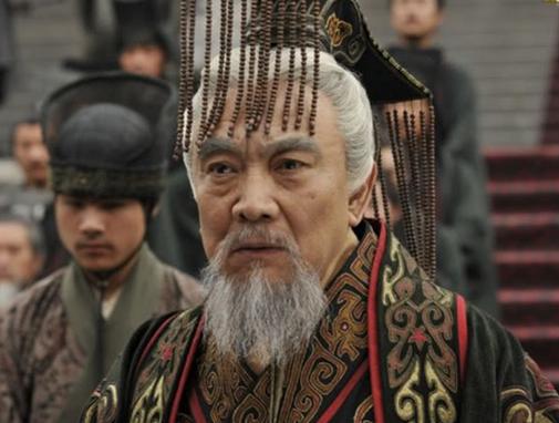 白起是常胜将军，为何秦王经常撤换他，改用屡战屡败的王龁！