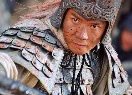 张飞如果和赵云单挑的话 两人谁会赢