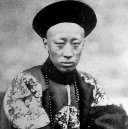 清朝最惨皇长子奕纬,不爱读书就被踢死